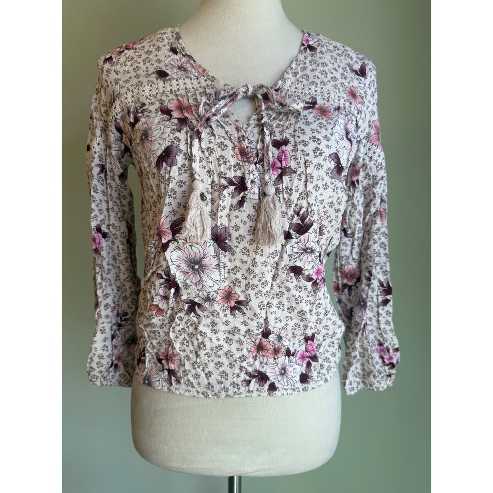 American Rag Floral whimsigoth boho  Tassel Blouse Pink Crochet Lace XS NEW y2k - Picture 2 of 6